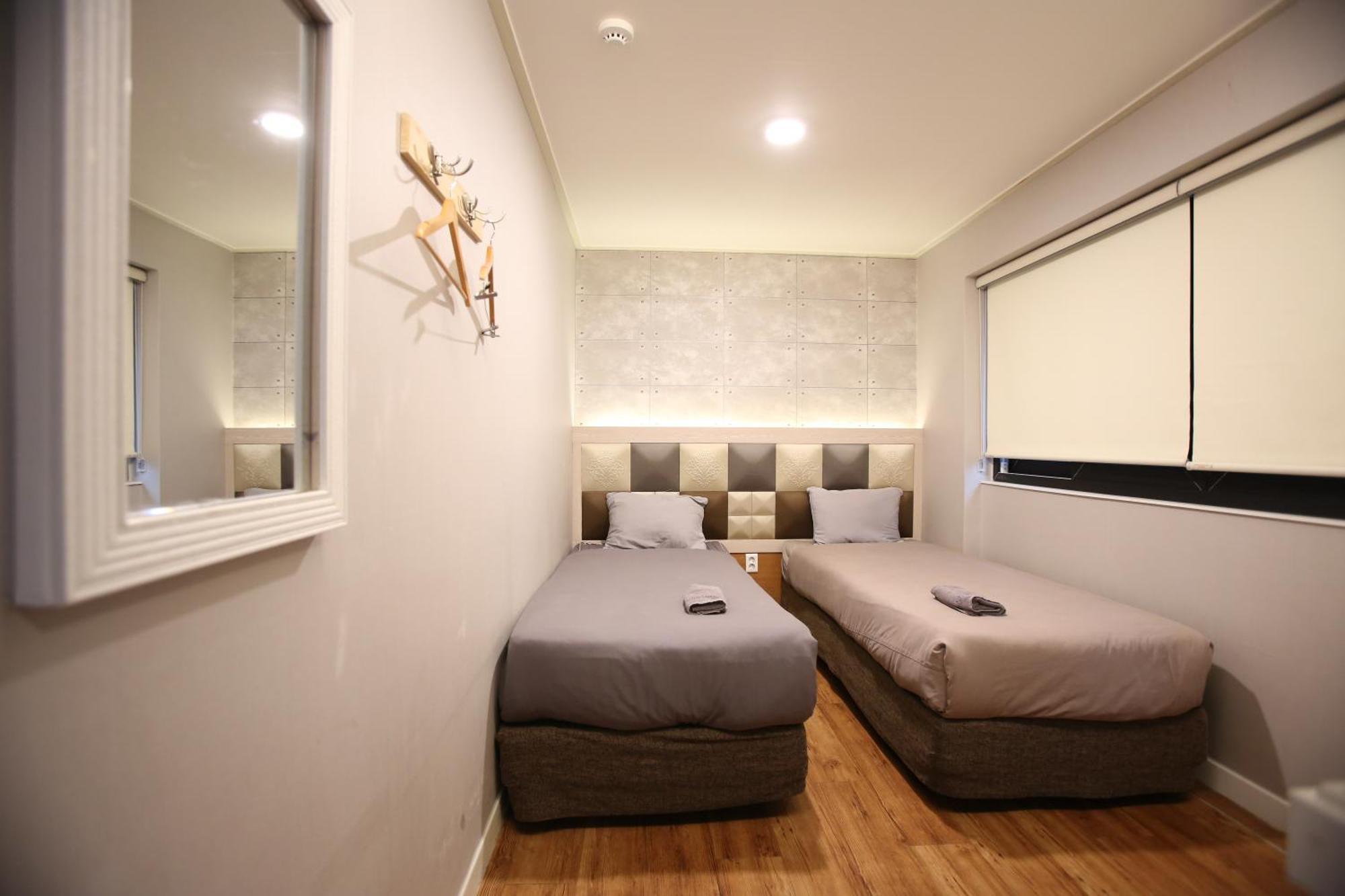 K-Guesthouse Seomyeon 1 Busan Extérieur photo
